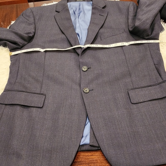 Joseph & Feiss Gold Executive Fit/Blue Plaid/ 42 Short/ Pre-owned - Picture 10 of 17